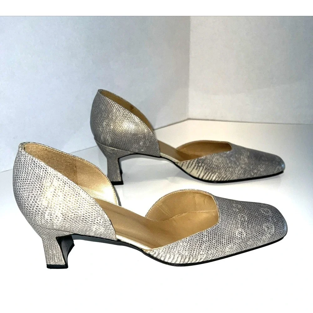 Stuart Weitzman stuart weitzman